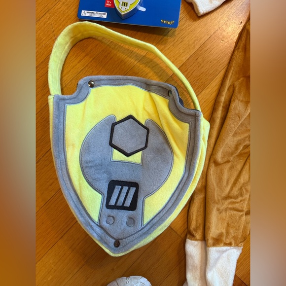 Rubble Paw Patrol Costume 3T-4T with Accessories - Picture 4 of 9